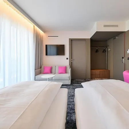 Le Parc 4* Vídeňské Nové Město
