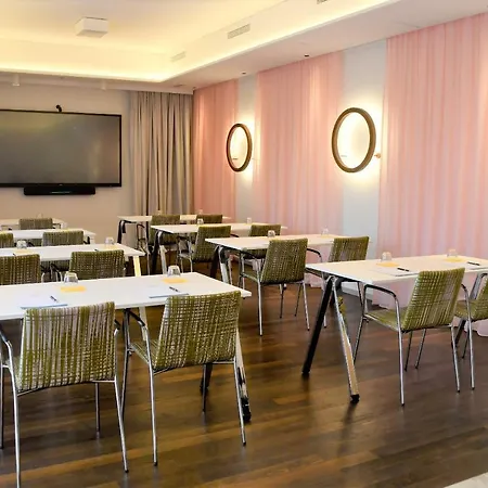 Le Parc Hotel Vídeňské Nové Město