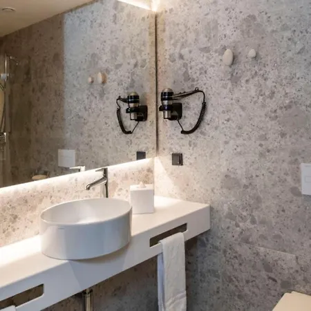 Le Parc 4*