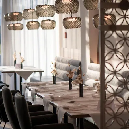 Le Parc Hotel 4*