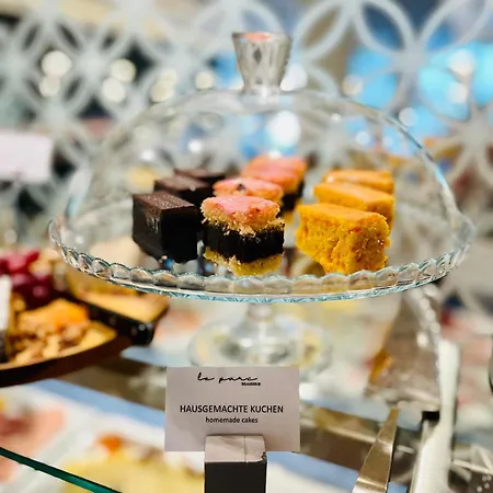 Le Parc Hotel